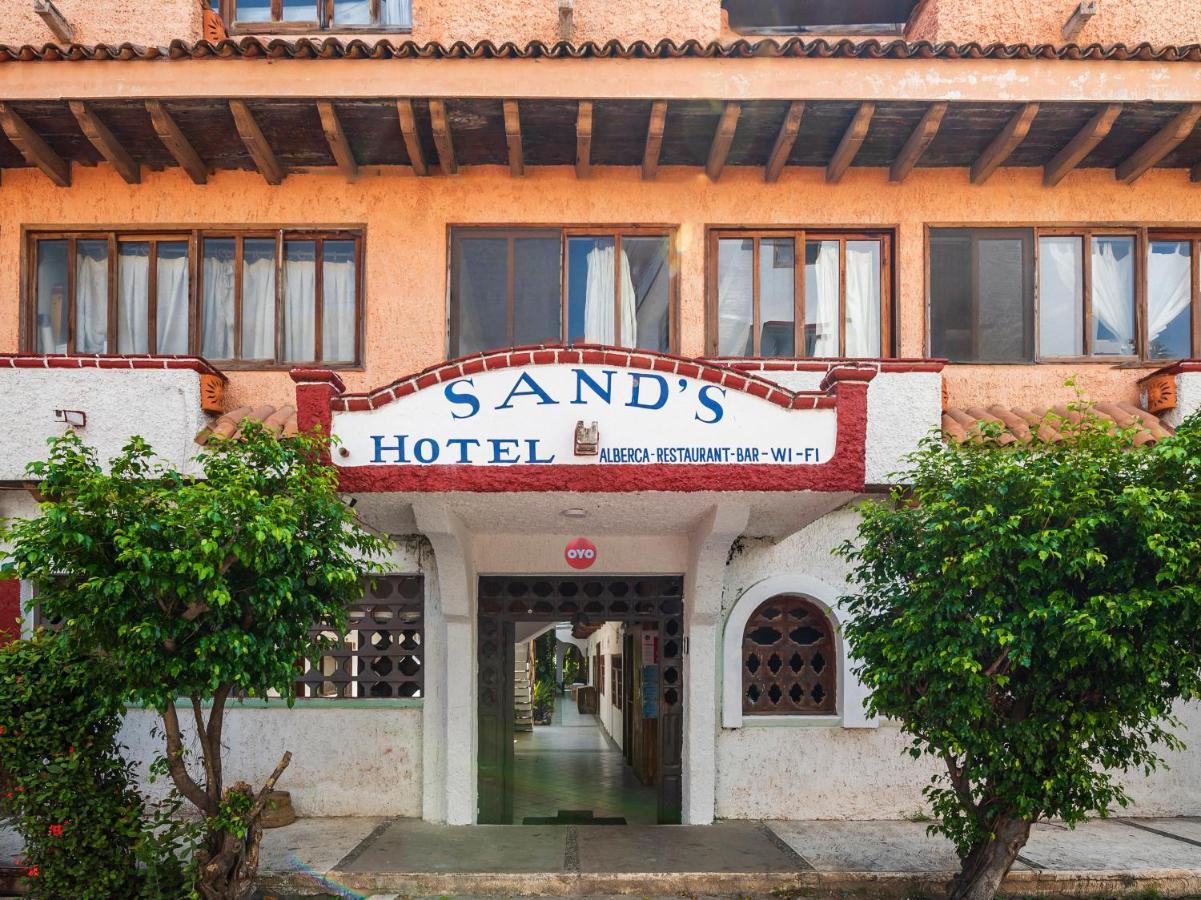 Oyo Hotel Sands Barra de Navidad Ngoại thất bức ảnh